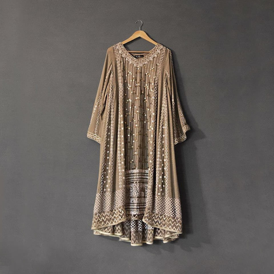 Clothing,Dress,Outerwear,Day dress,Sleeve,Beige,Fashion design,Pattern,Blouse,Clothes hanger