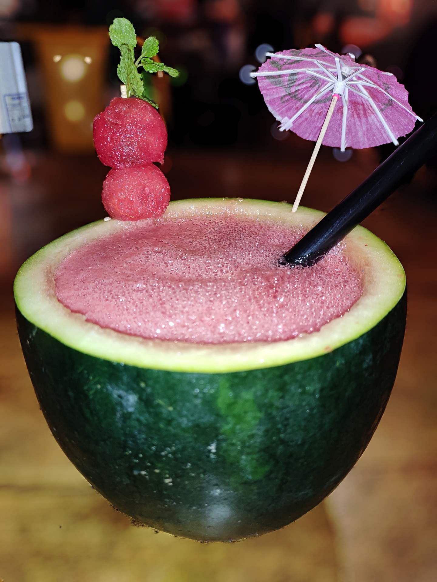 Watermelon,Drink,Melon,Food,Plant,Cocktail garnish,Fruit,Non-alcoholic beverage,Citrullus,Juice