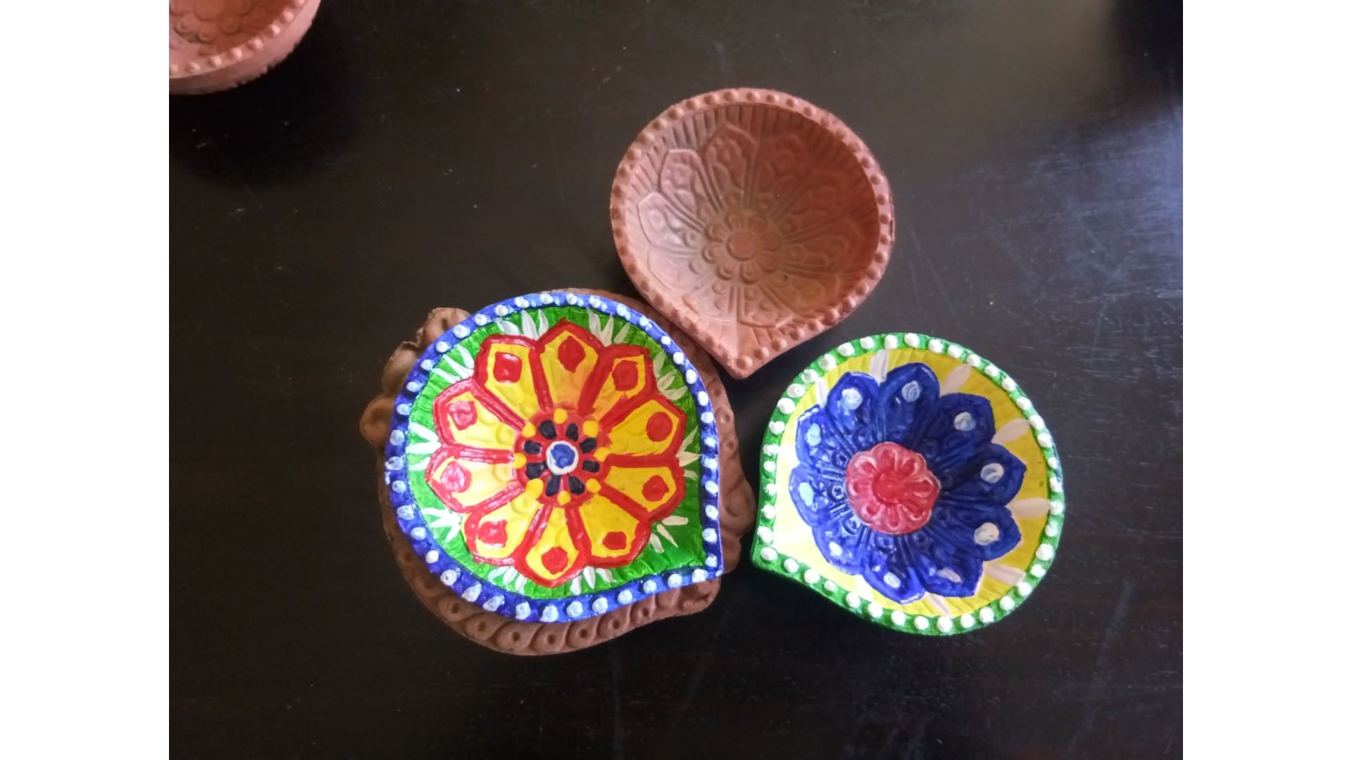 Fashion accessory,Circle,Crochet,Embroidery,Badge