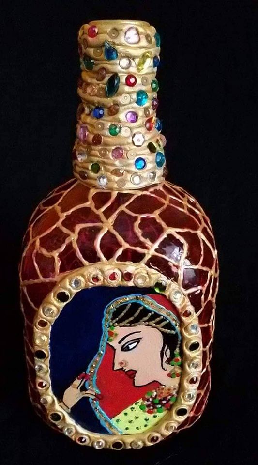 Vase,Artifact,Bottle,Ceramic,Porcelain,Glass,Pottery