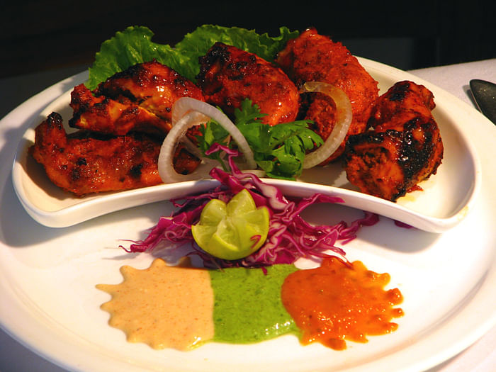 Dish,Food,Cuisine,Ingredient,Chicken 65,Tandoori chicken,Chicken tikka,Meat,Produce,Garnish