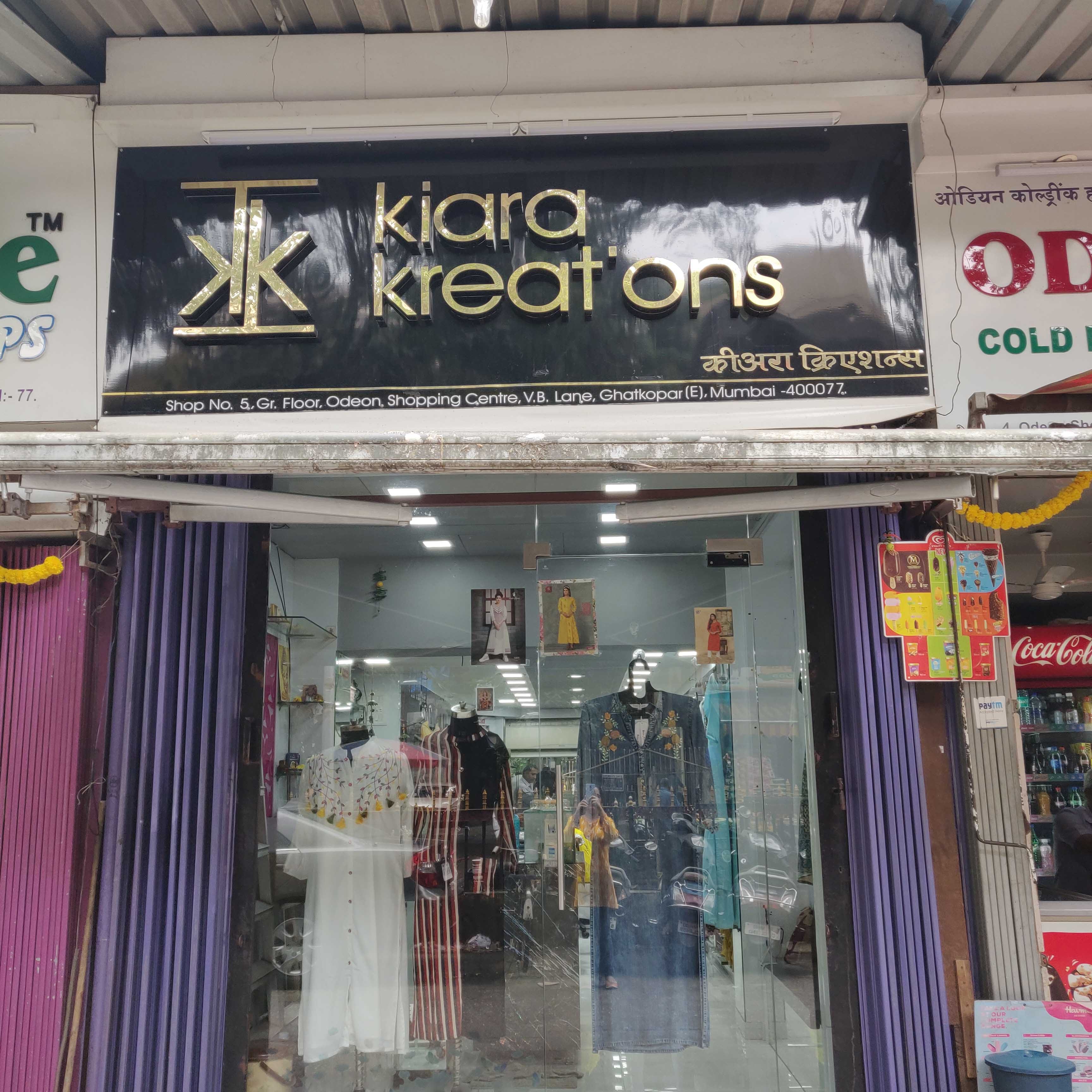 Building,Retail,Outlet store,Boutique