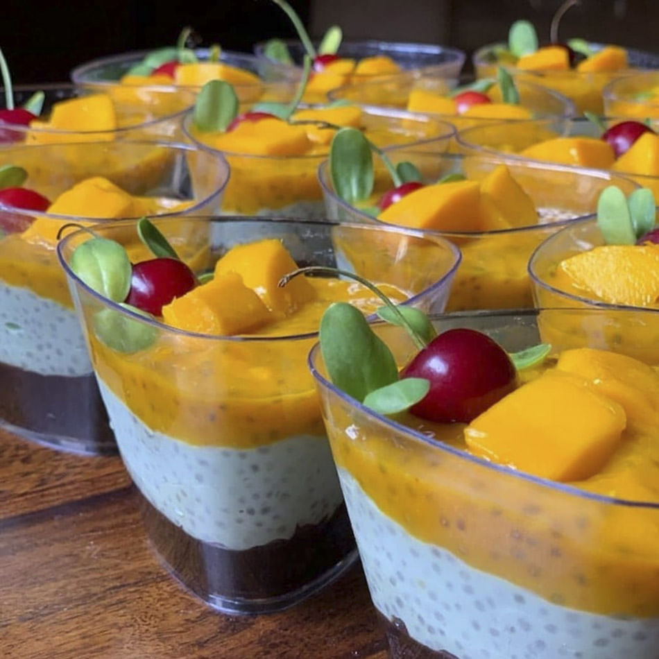 Food,Fruit cup,Fruit salad,Fruit,Cuisine,Ingredient,Dish,Produce,Mango,Plant