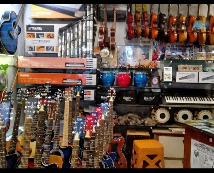 Electronics,Inventory,Outlet store,Bazaar,Collection,Retail,Building