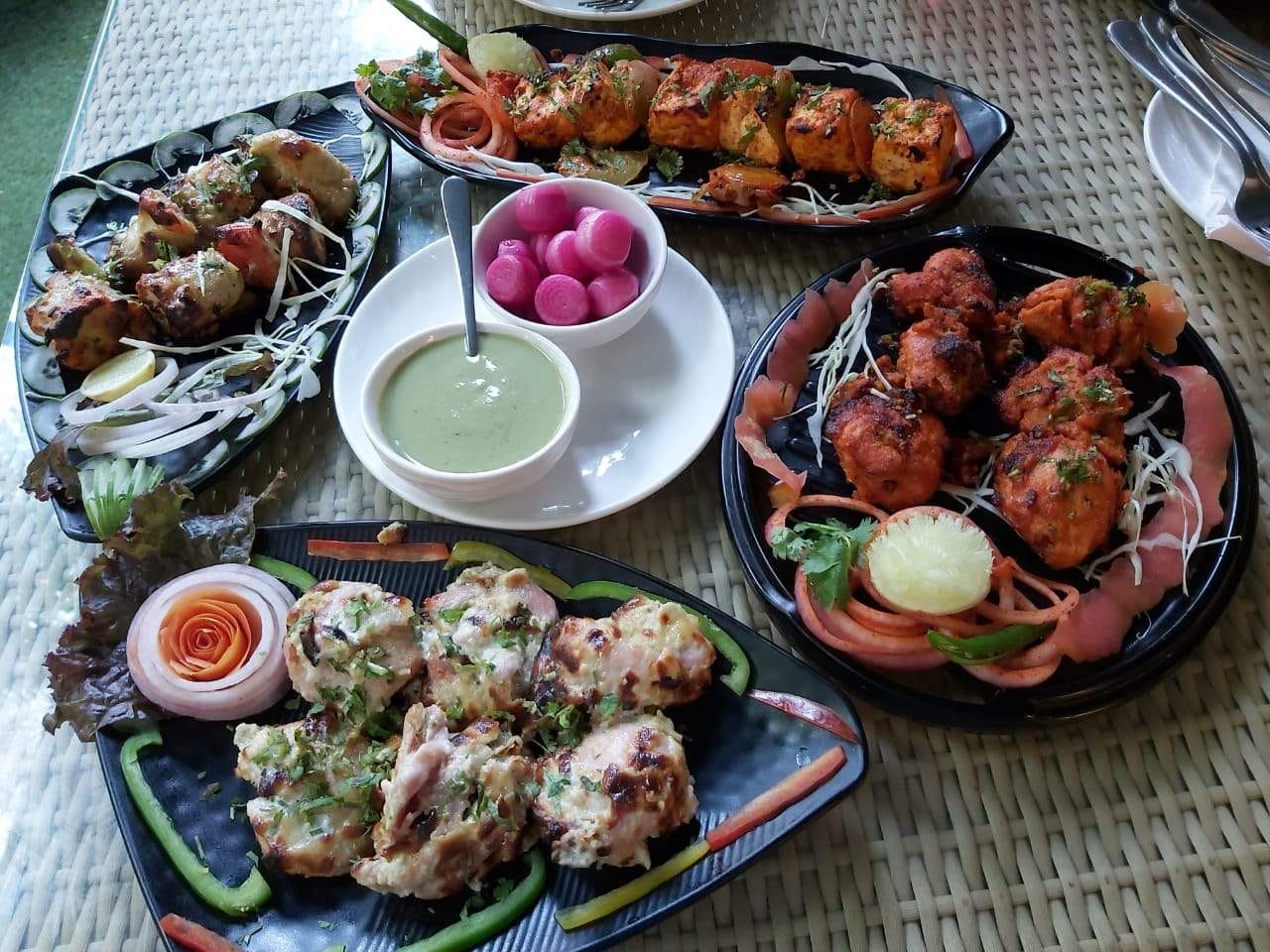 img-gallery-featured