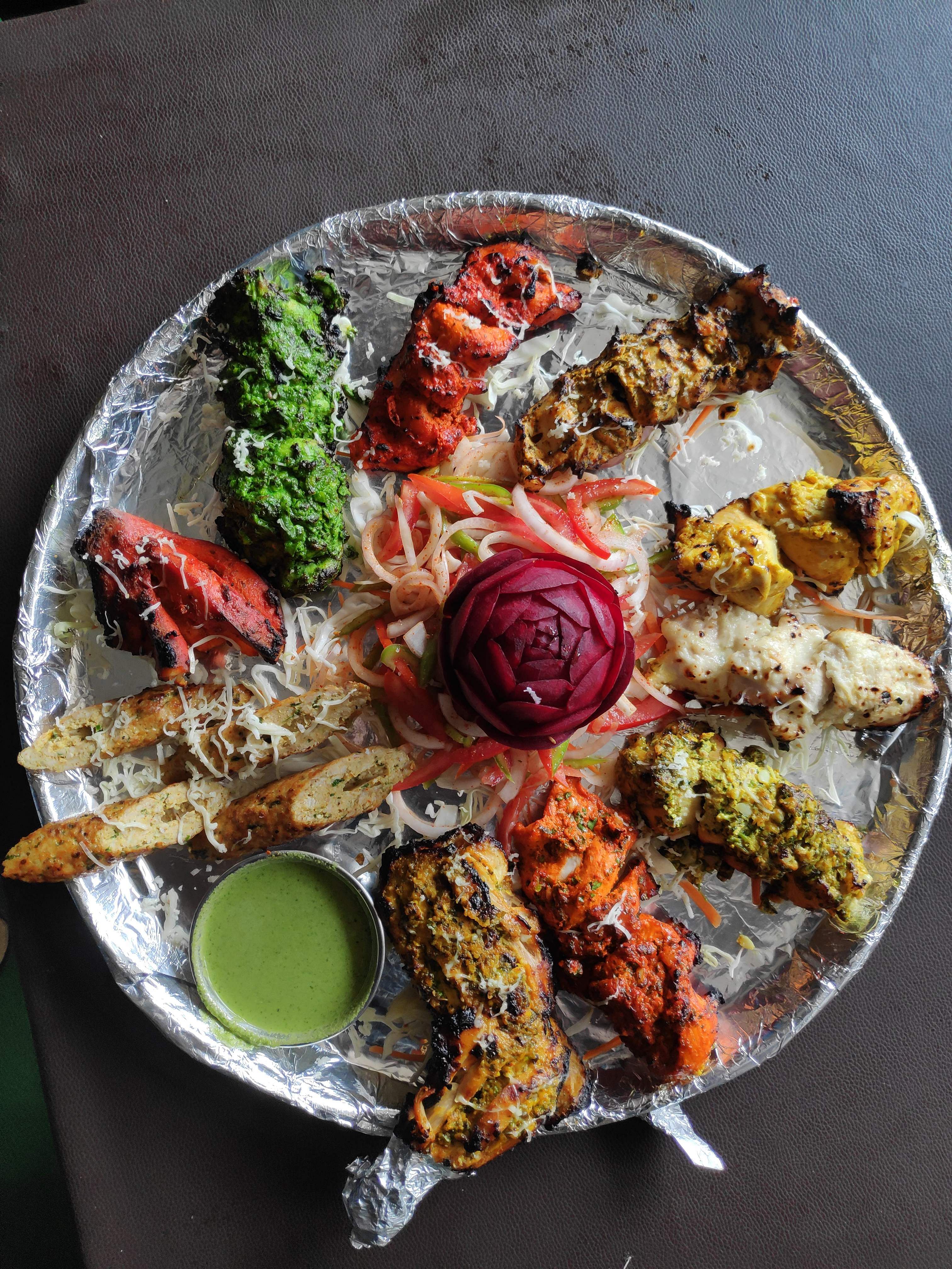 Dish,Food,Cuisine,Ingredient,Platter,Produce,Recipe,Staple food,Vegetarian food,Tandoori chicken