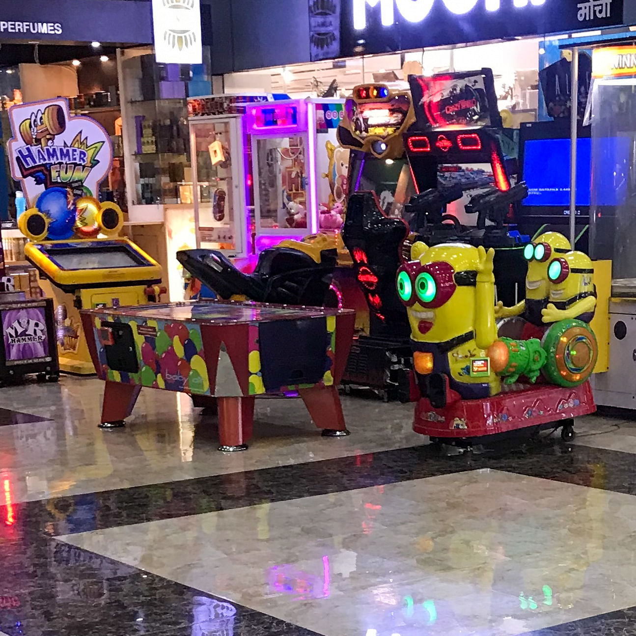 Games,Technology,Fun,Recreation,Electronic device,Night,Arcade game,Shopping mall,Toy,Square