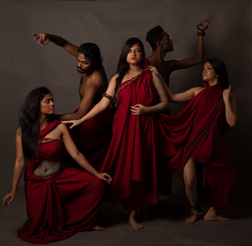 Red,Beauty,Dress,Fashion,Formal wear,Photography,Event,Long hair,Gown,Photo shoot