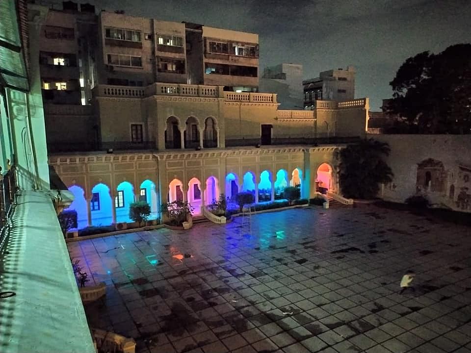 Swimming pool,Sky,Water,Games,Night,Architecture,Building,Reflection,Leisure,Thermae