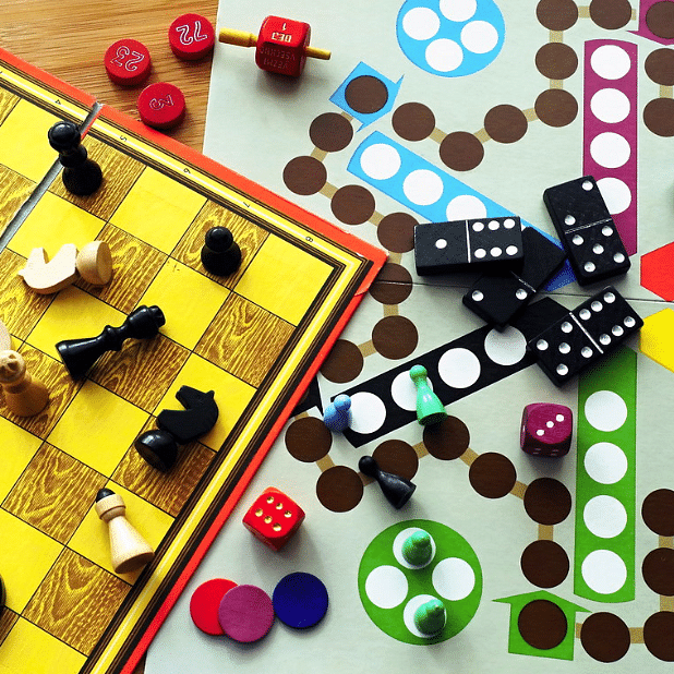 Games,Indoor games and sports,Recreation,Board game,Play,Dice game,Tabletop game