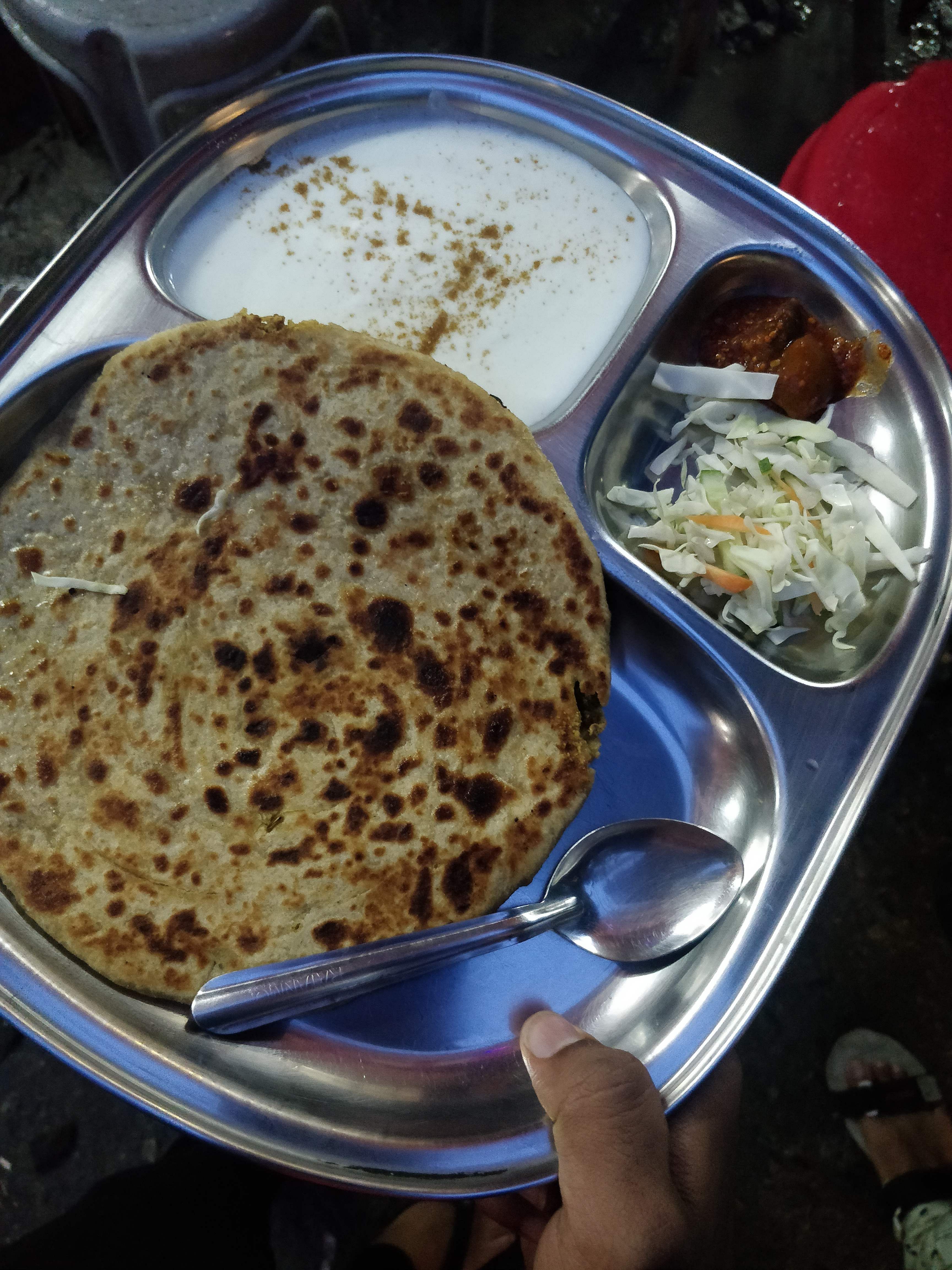 Dish,Food,Cuisine,Naan,Roti,Ingredient,Chapati,Flatbread,Paratha,Punjabi cuisine