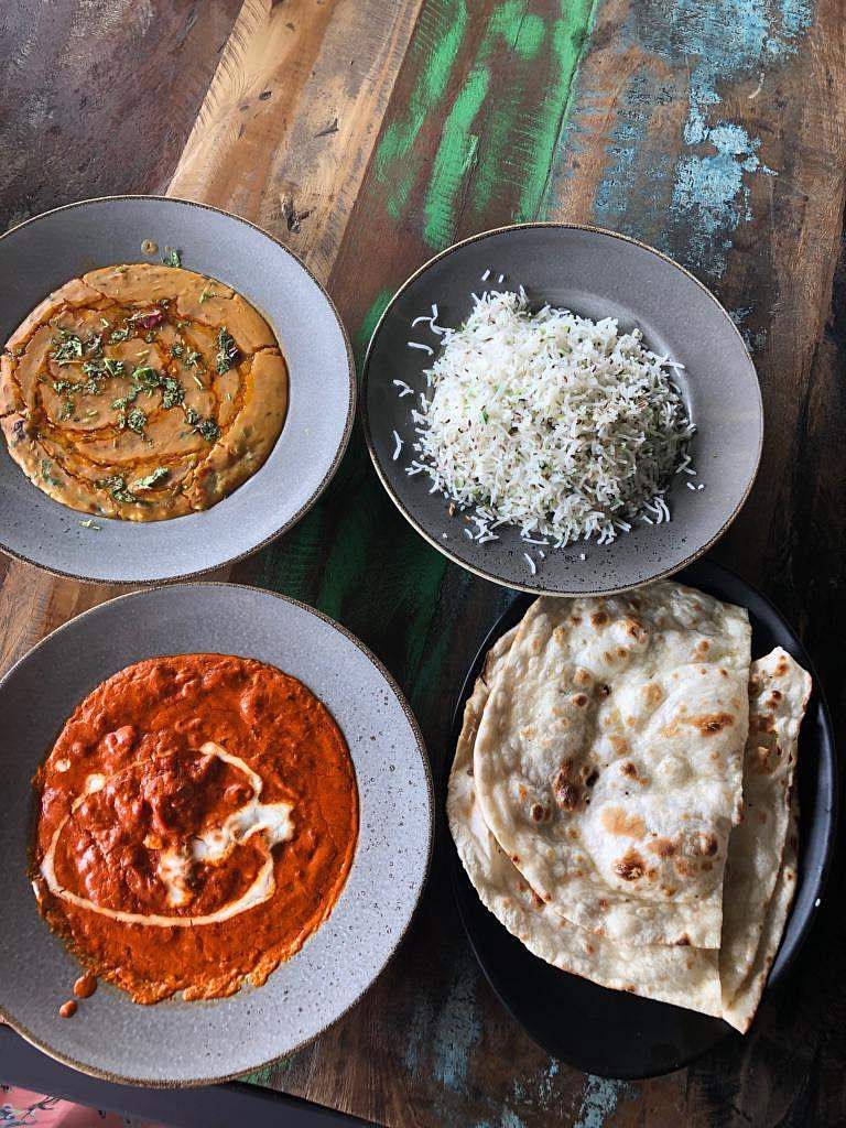 Dish,Food,Cuisine,Ingredient,Produce,Muhammara,Naan,Flatbread,Recipe,Indian cuisine