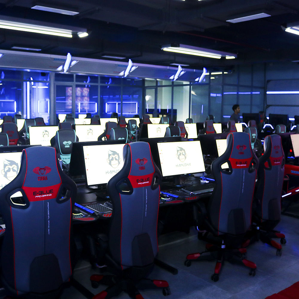 Games,Technology,Room,Electronic device,Arcade game,Recreation,Leisure,Building,Interior design,Machine