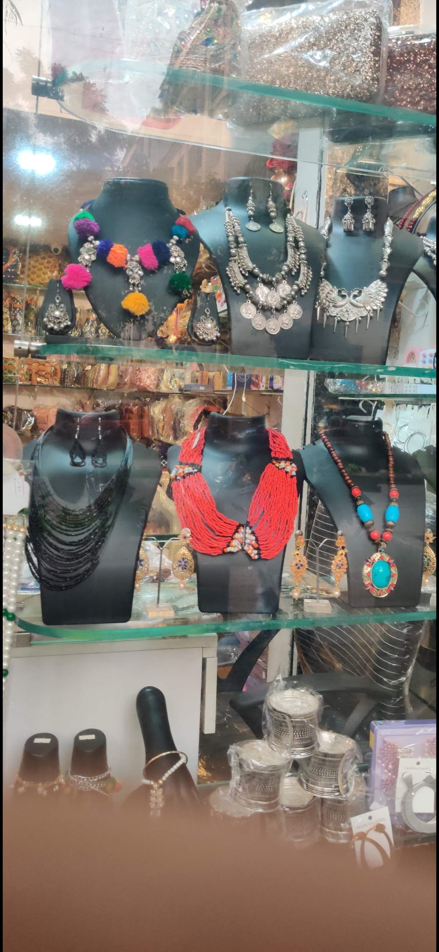 Display window,Boutique,Mannequin