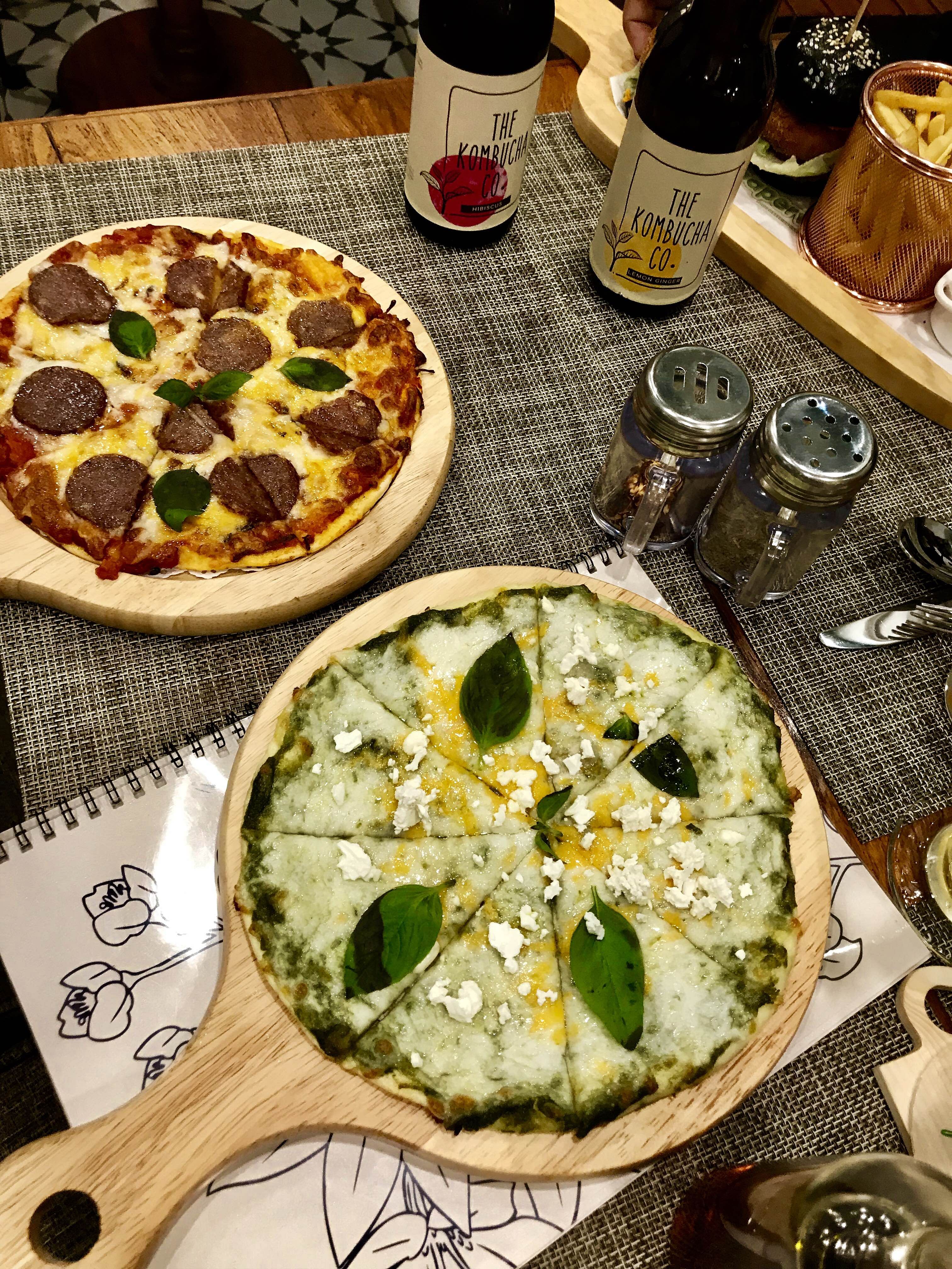 Dish,Food,Cuisine,Pizza,Ingredient,Pizza cheese,California-style pizza,Tarte flambée,Comfort food,Italian food