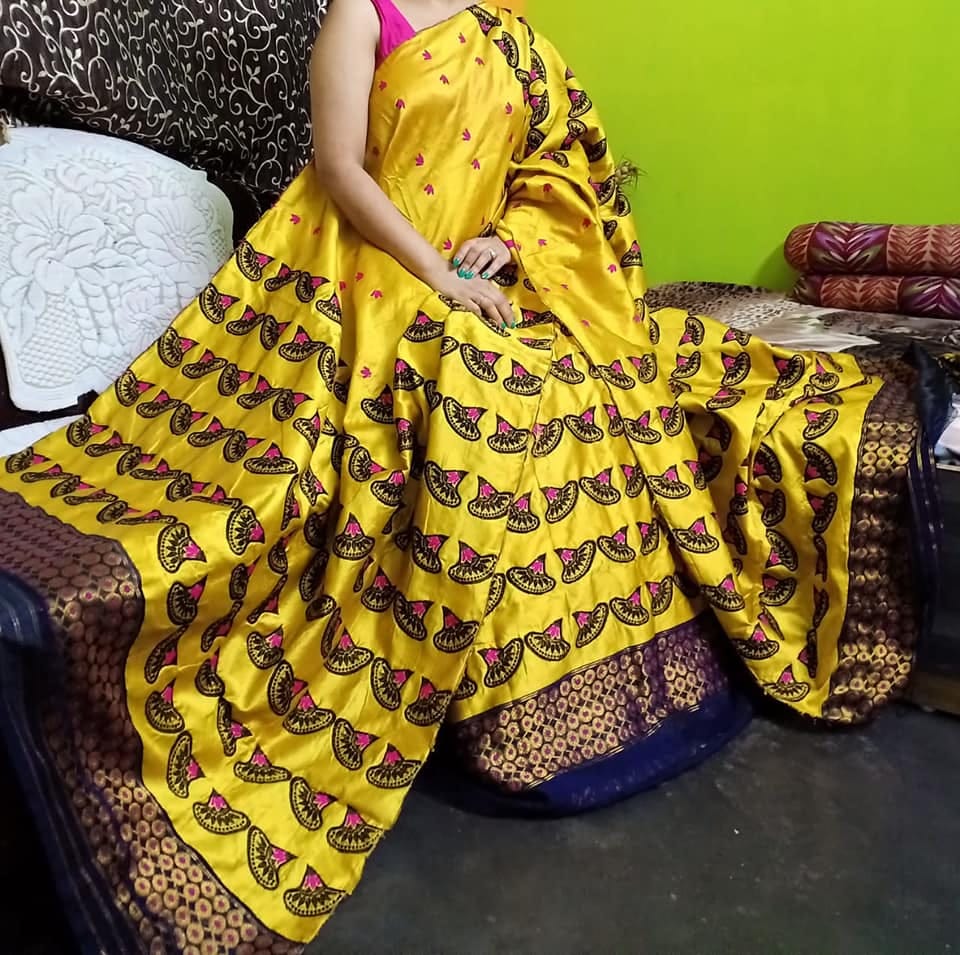 Yellow,Clothing,Purple,Silk,Dress,Fashion,Textile,Fashion design,Pattern,Pattern