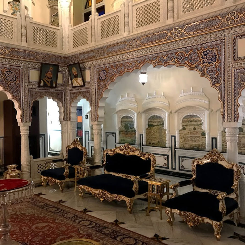 Building,Interior design,Ceiling,Room,Property,Architecture,Lobby,Arch,Furniture,Living room