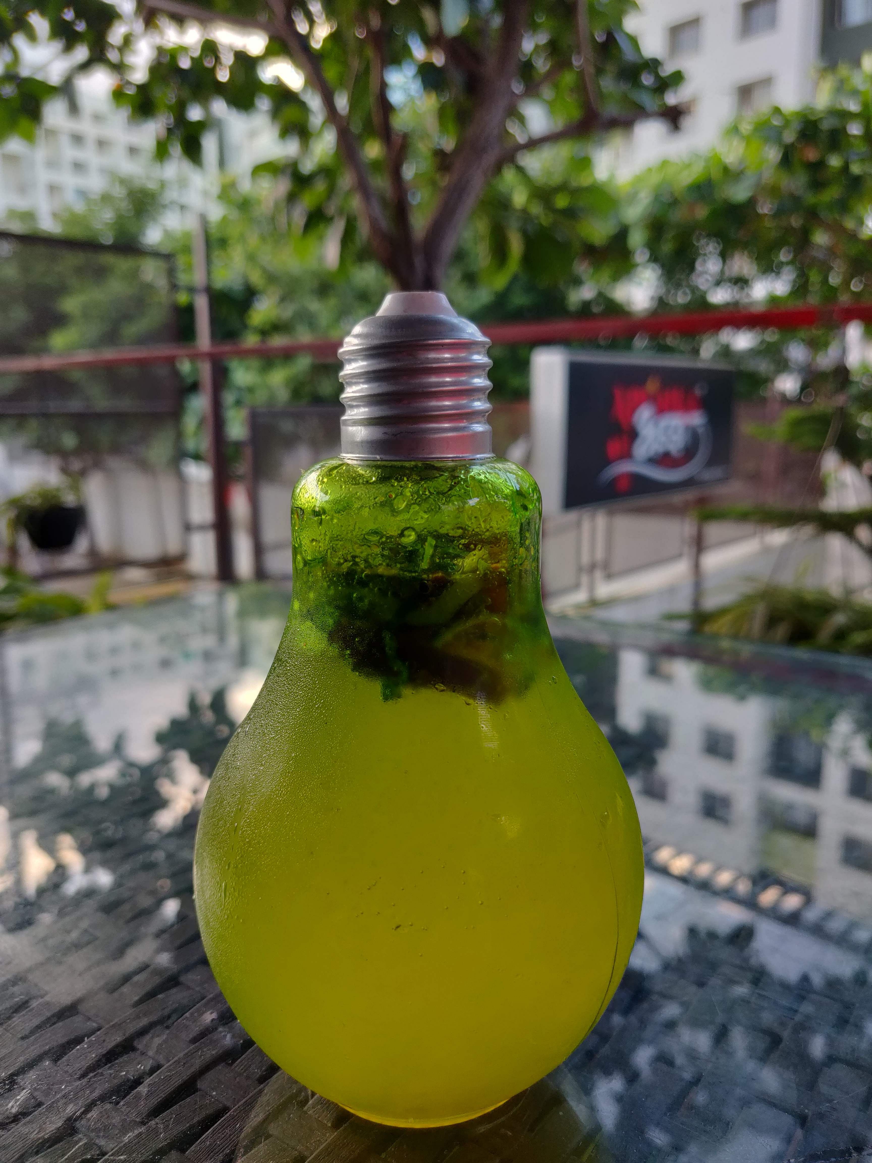 Green,Yellow,Glass
