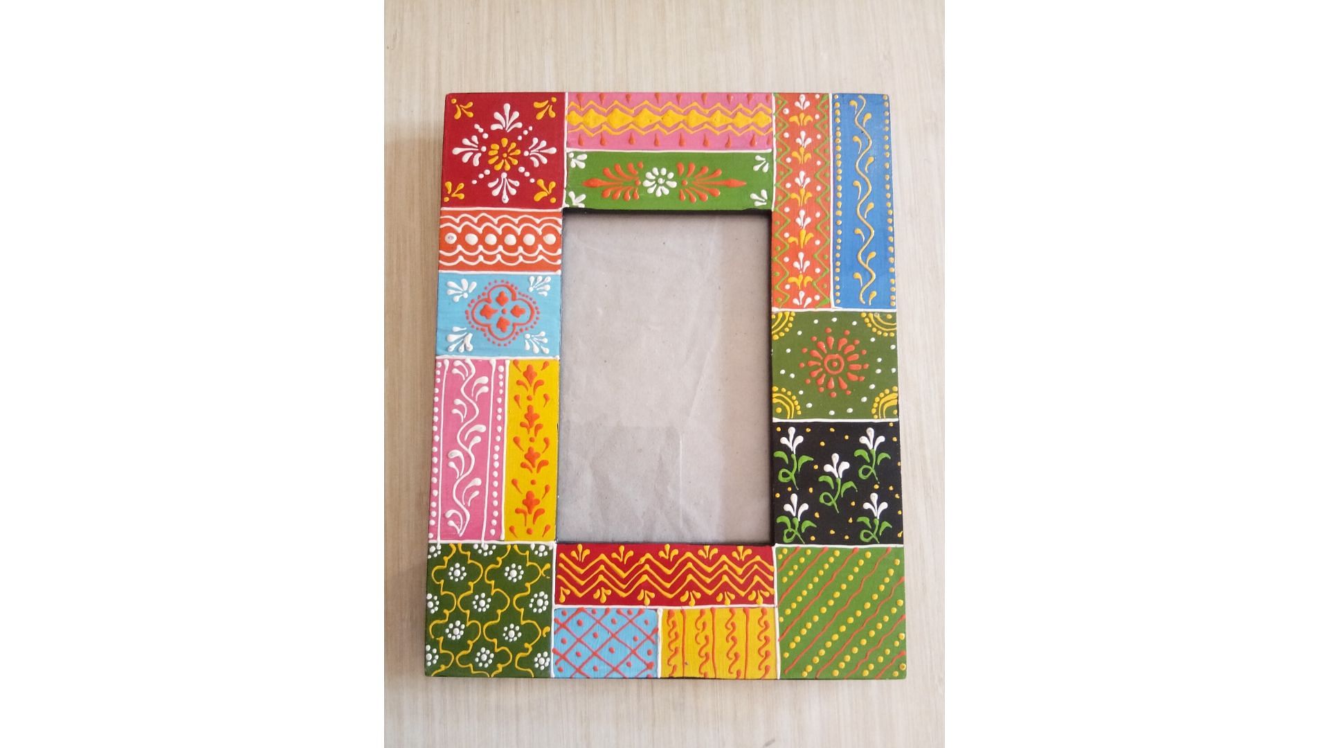 Patchwork,Textile,Rectangle,Pattern,Paper product,Paper,Art