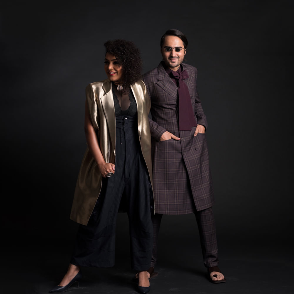 Clothing,Fashion,Fashion model,Formal wear,Fashion design,Outerwear,Dress,Event,Gentleman,Photography