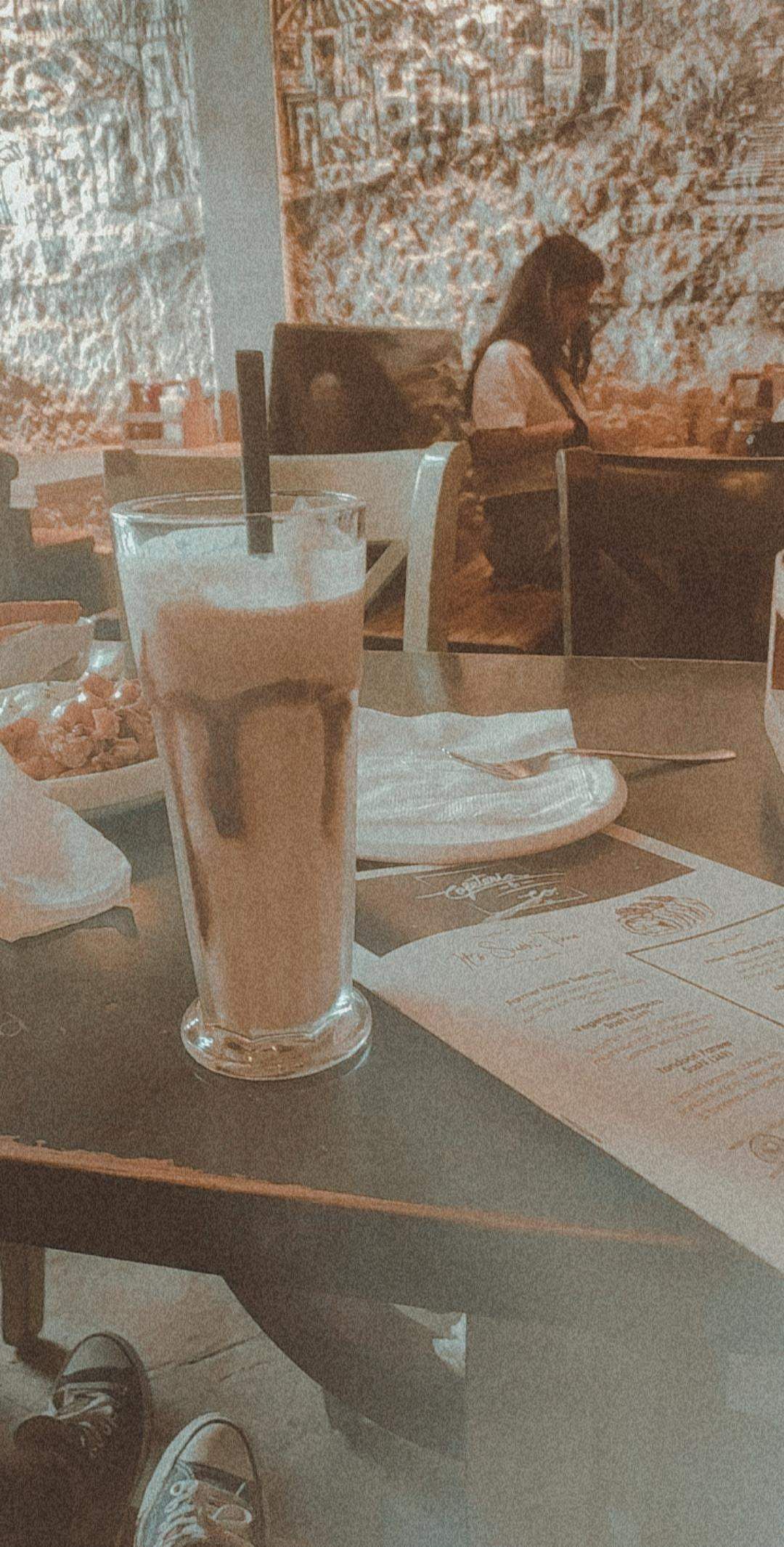 Drink,Milkshake,Frappé coffee,Food,Iced coffee,Horchata,Non-alcoholic beverage,Coffee,Latte macchiato,Egg cream