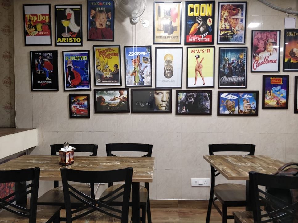 Room,Art,Art exhibition,Collection,Interior design,Art gallery,Table,Building,Vernissage,Event