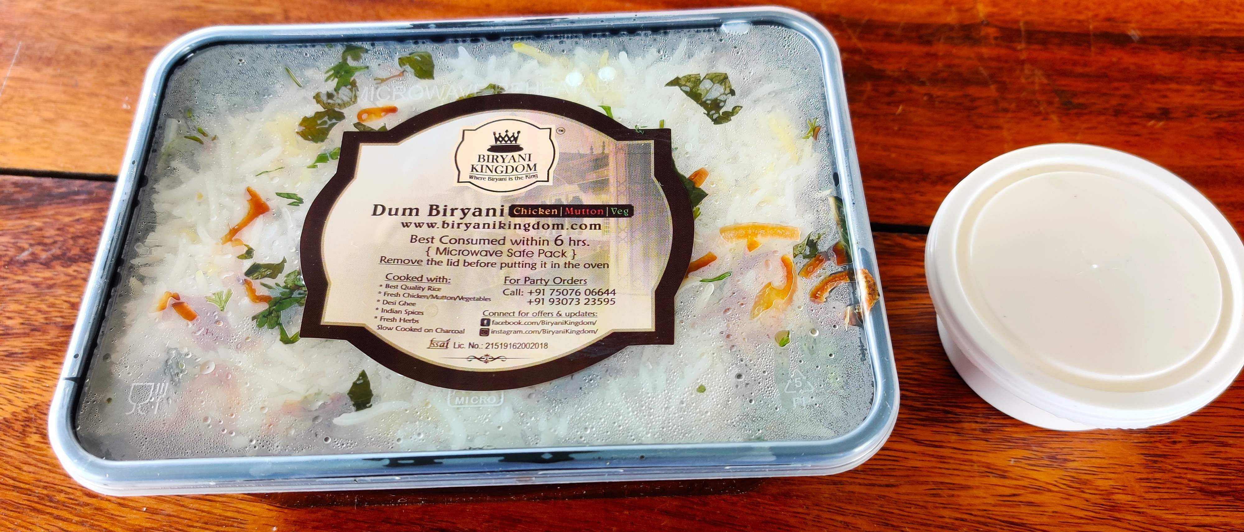 Dish,Cuisine,Food,Tray,Prepackaged meal,Comfort food,Serveware,Recipe,Ingredient