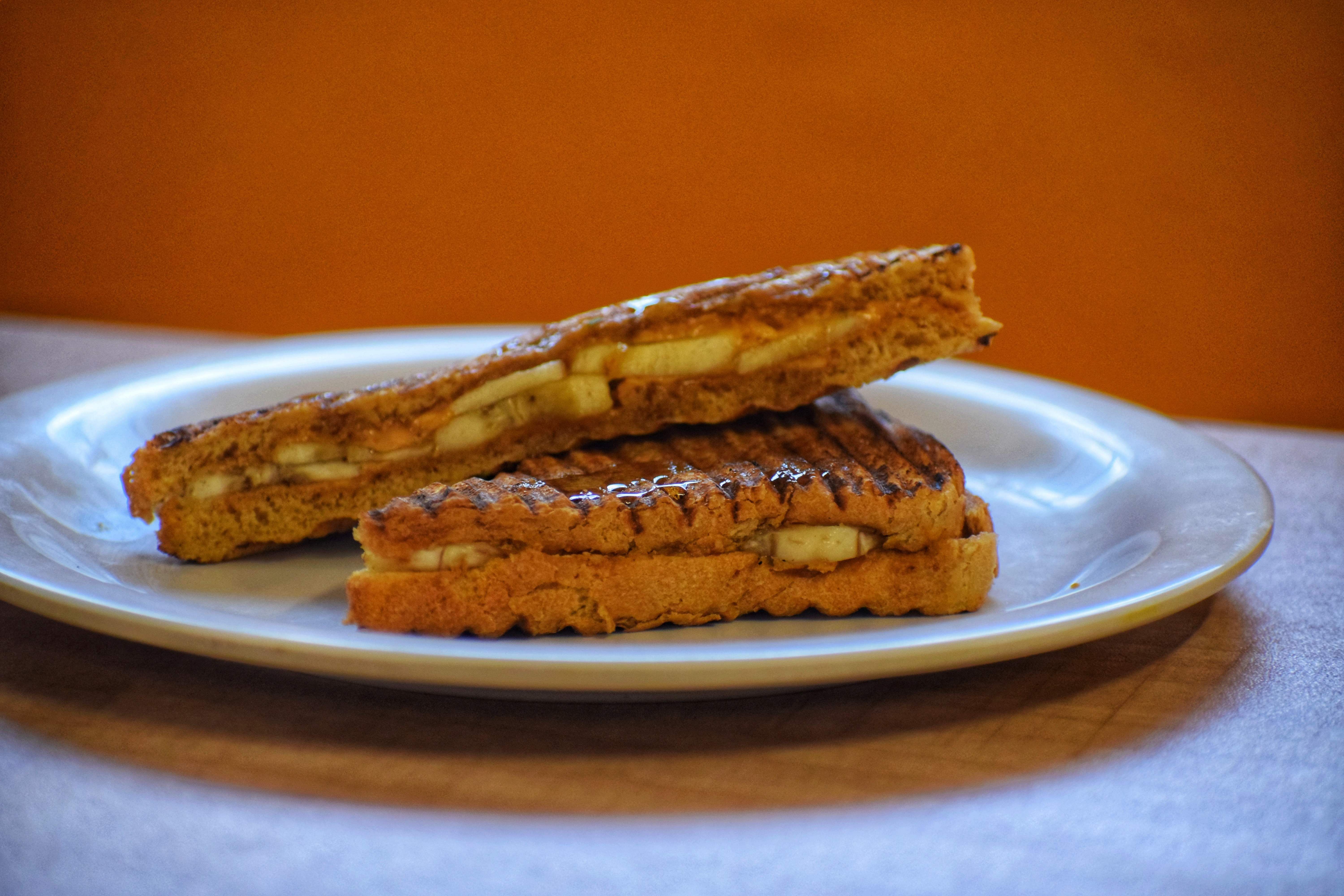 Dish,Food,Cuisine,Snack,Ingredient,Cookies and crackers,Baked goods,Cookie,Biscotti,Dessert