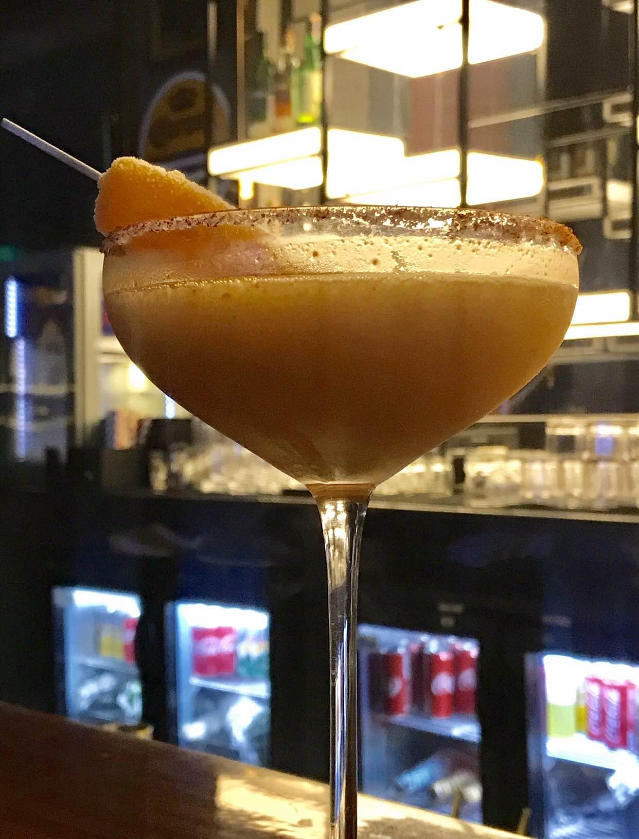 Drink,Classic cocktail,Alcoholic beverage,Distilled beverage,Cocktail,Daiquiri,Sour,Non-alcoholic beverage,Bacardi cocktail,Bronx