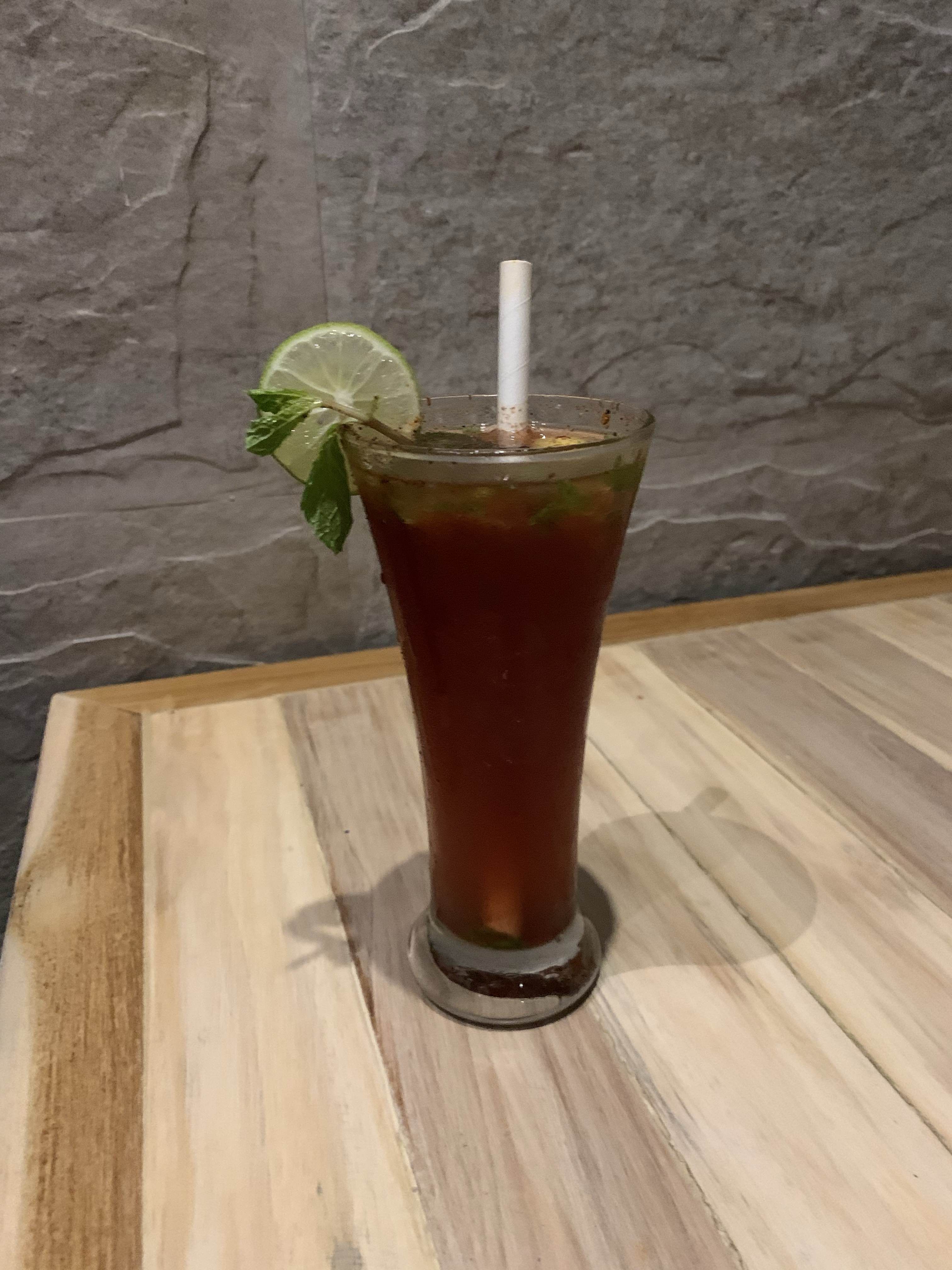 Drink,Juice,Long island iced tea,Cuba libre,Alcoholic beverage,Cocktail garnish,Rum swizzle,Distilled beverage,Cocktail,Non-alcoholic beverage