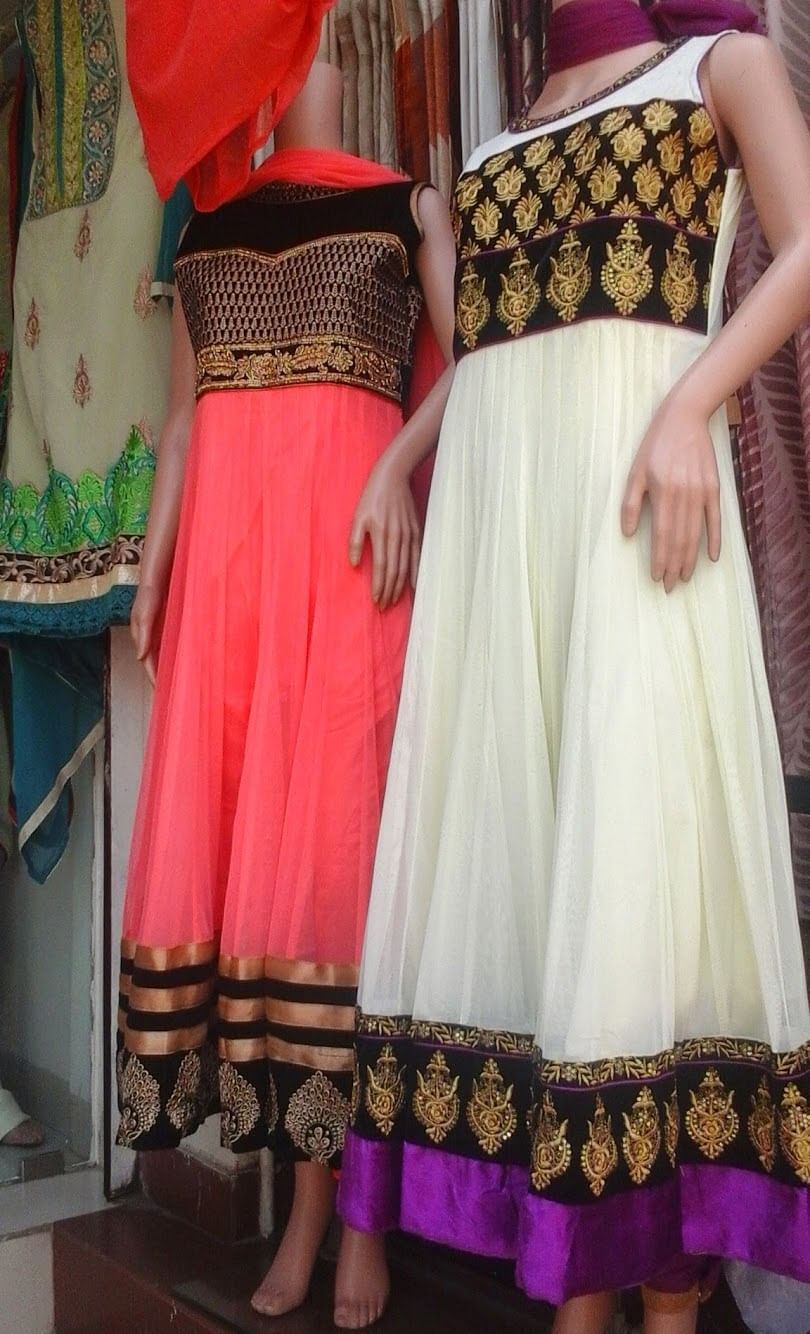 Clothing,Dress,Pink,Green,Magenta,Yellow,Orange,Peach,Formal wear,Beige