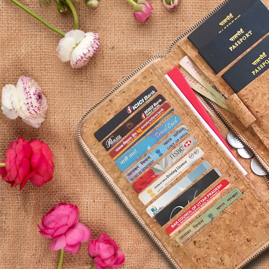 Pink,Beauty,Wallet,Font,Crochet,Flower,Hand,Textile,Fashion accessory,Coin purse