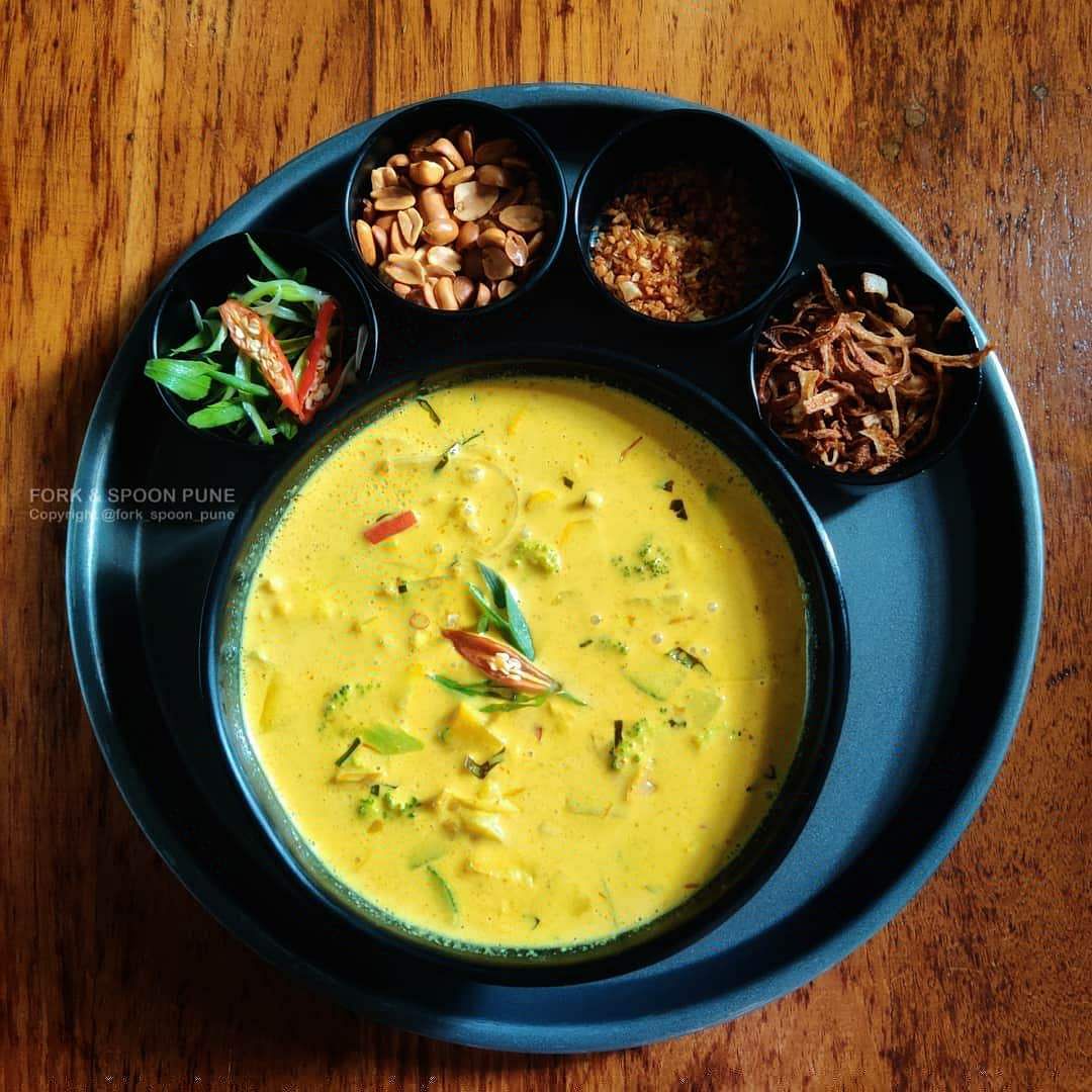 Dish,Food,Cuisine,Ingredient,Kadhi,Dal,Yellow curry,Soup,Leek soup,Produce