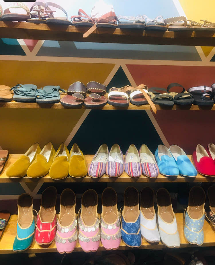 Splurge On Stylish Jutti Trendy Flats At This Tiny Shop In Lajpat Nagar LBB