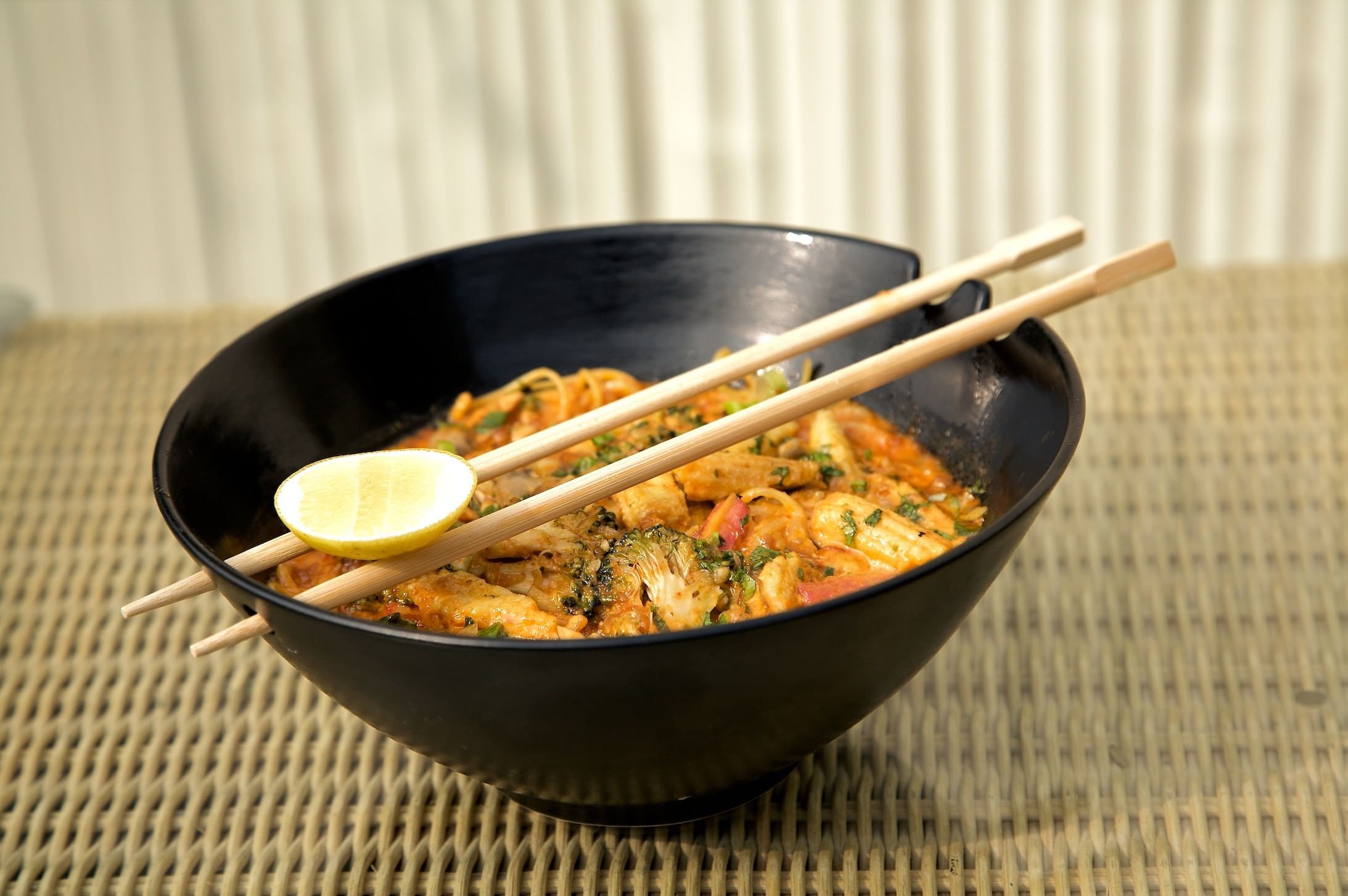 Cuisine,Food,Dish,Chopsticks,Ingredient,Recipe,Tableware,Curry,Produce,Kamameshi