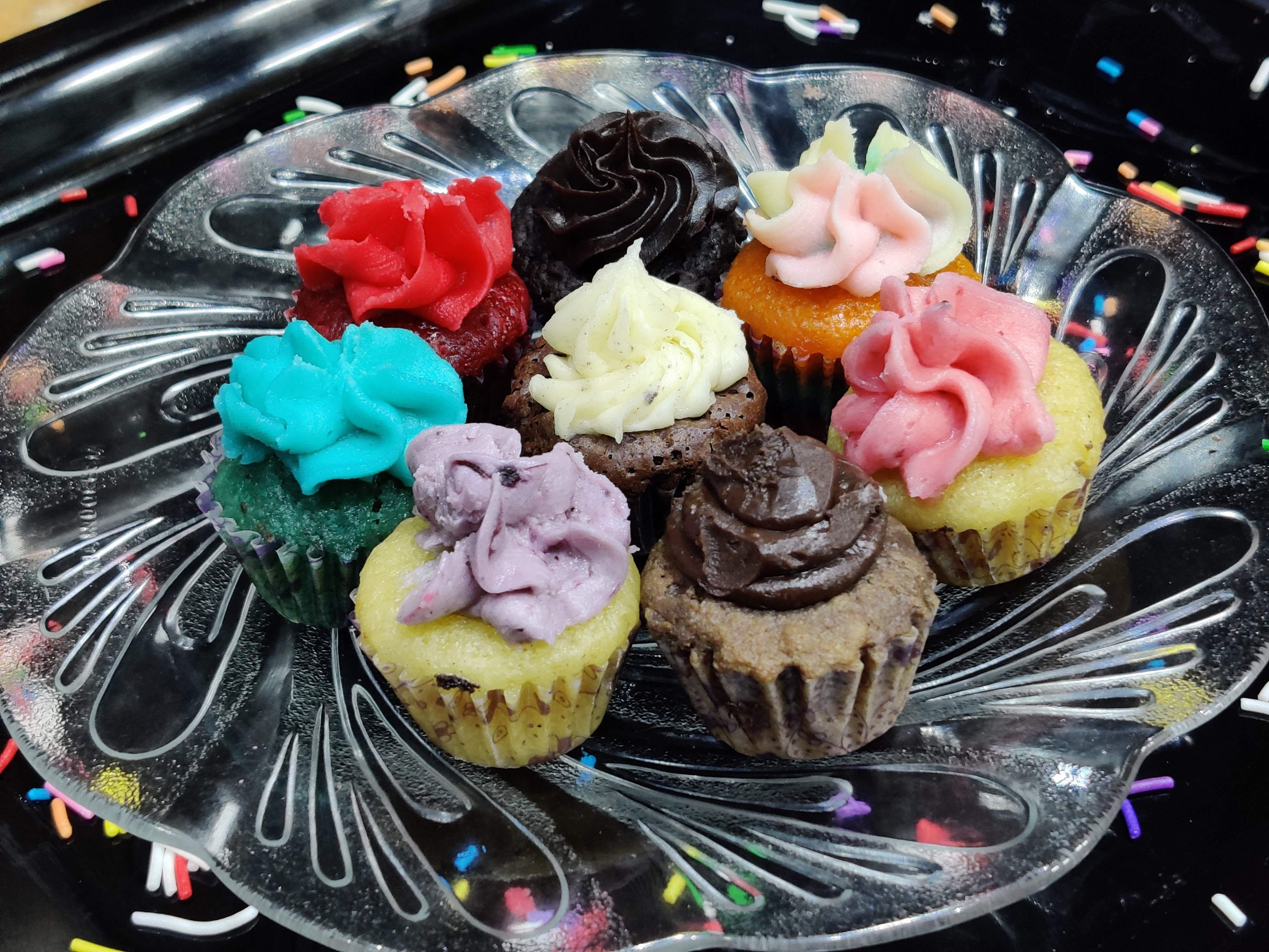 Food,Sweetness,Cuisine,Dish,Dessert,Cupcake,Ingredient,Petit four,Baking,Comfort food