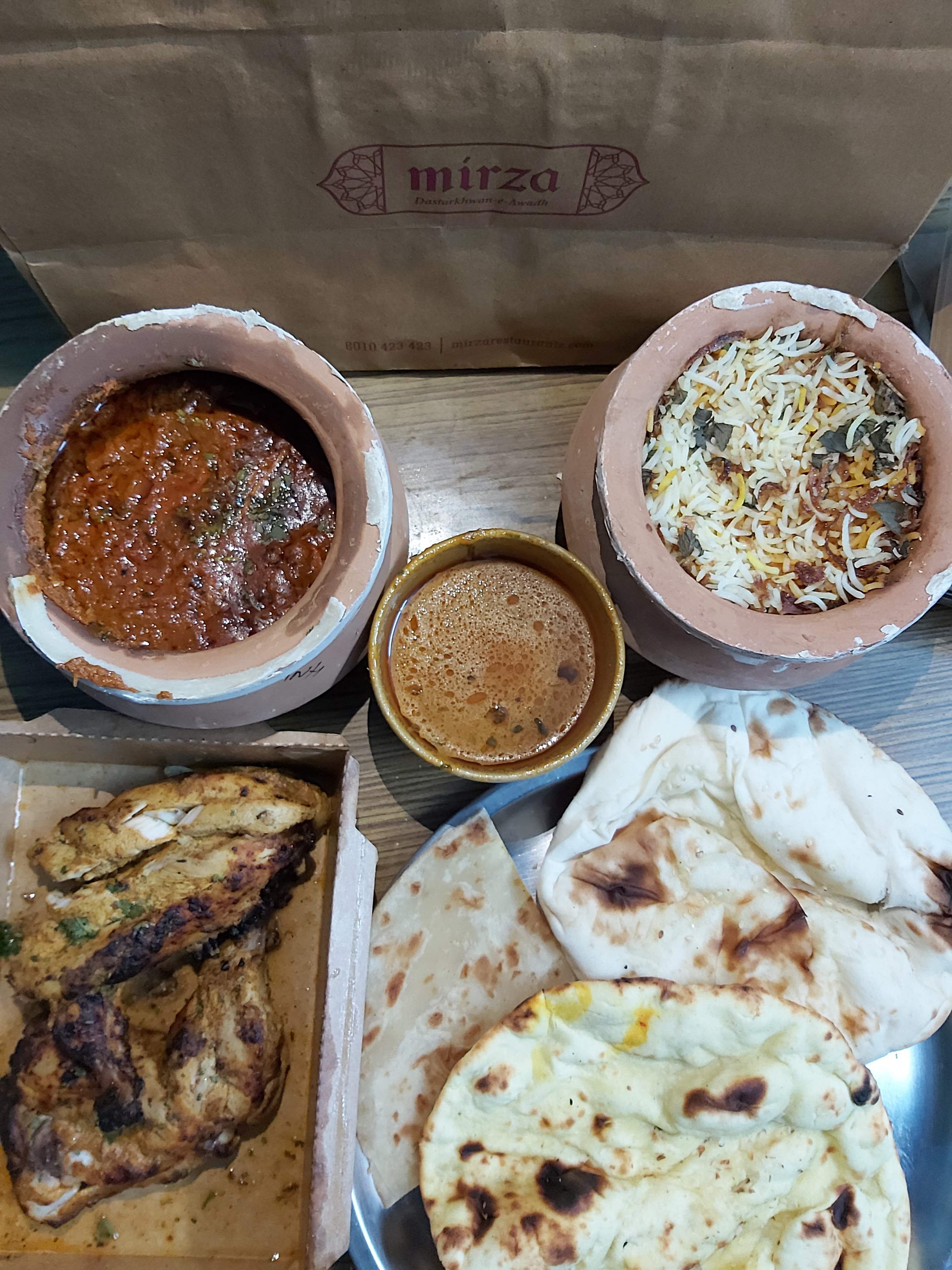 Dish,Food,Cuisine,Ingredient,Naan,Produce,Comfort food,Dip,Finger food,Chapati