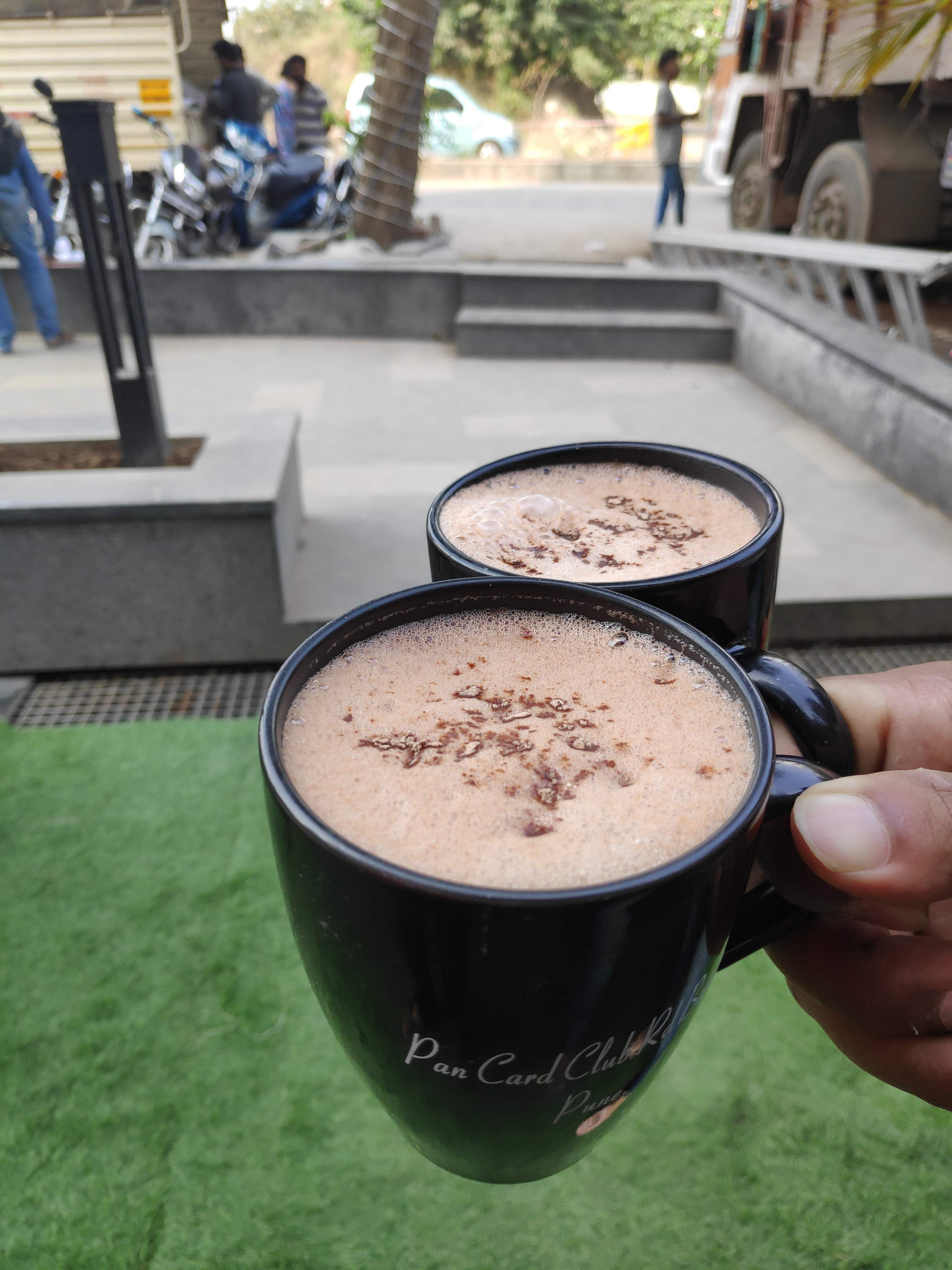 Drink,Food,Non-alcoholic beverage,Coffee,Milkshake,Caffeine,Frappé coffee,Hot chocolate,Latte,Teh tarik