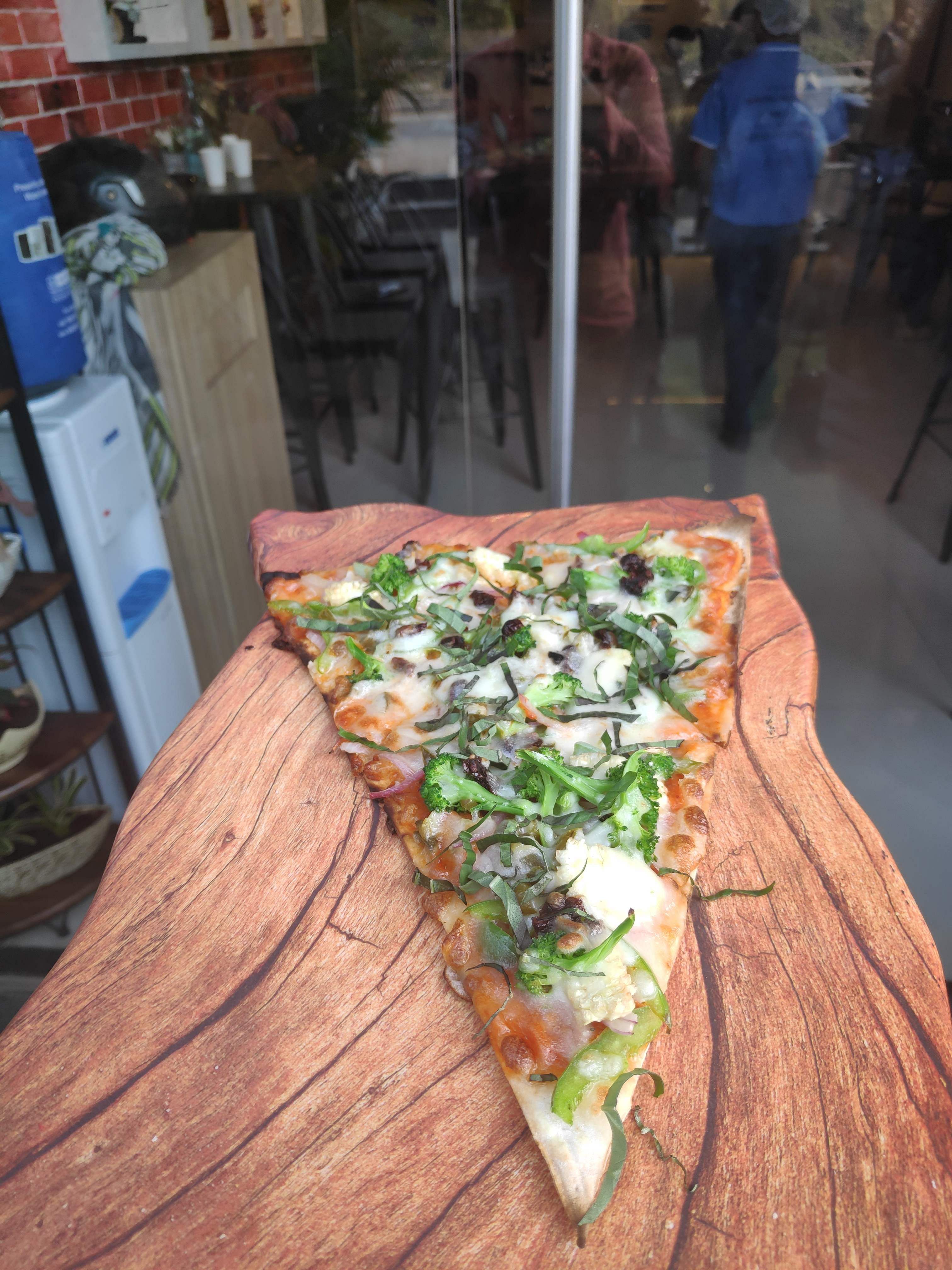Dish,Food,Cuisine,Pizza,Flatbread,Brunch,Ingredient,Comfort food,Lunch,Recipe