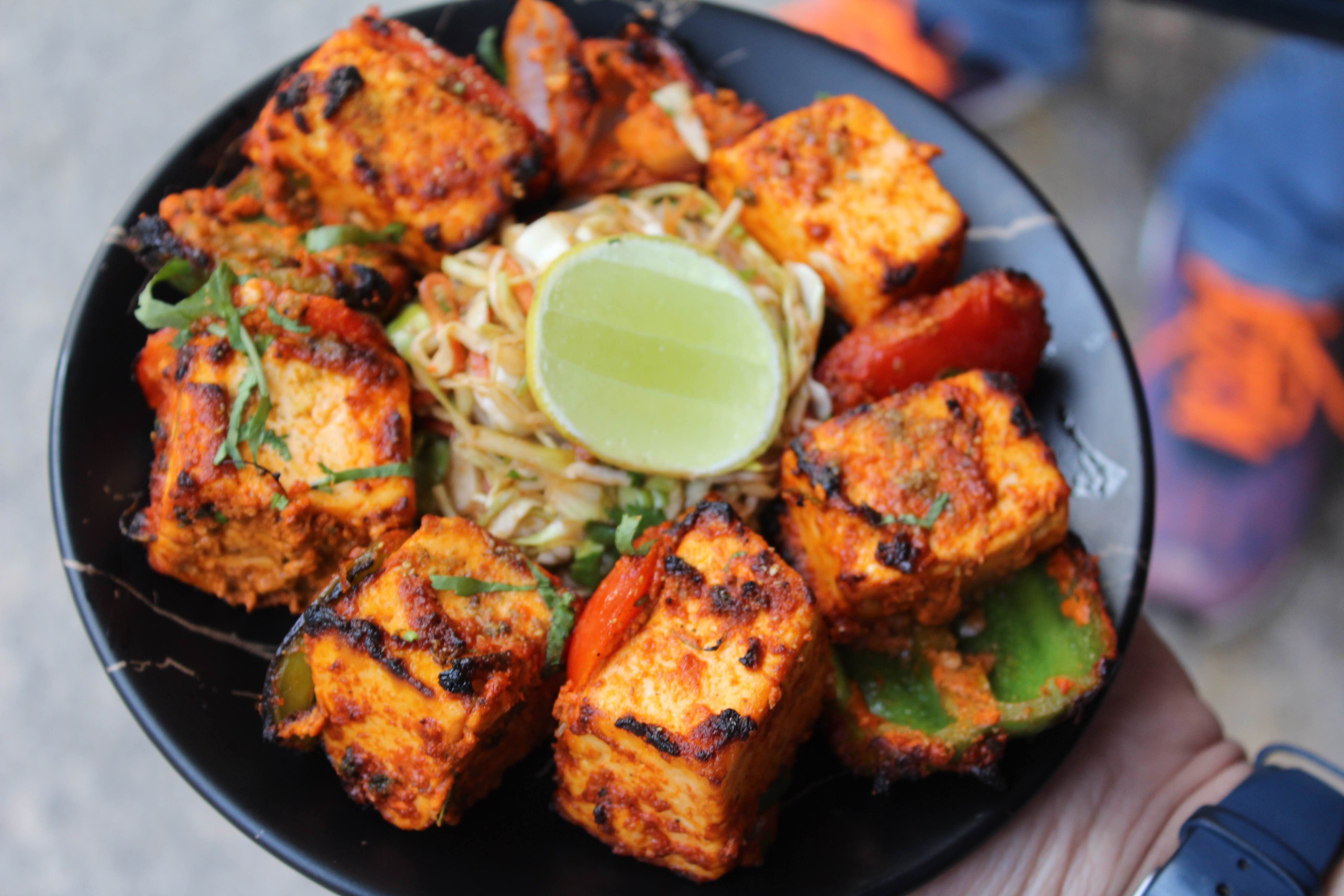 Dish,Food,Cuisine,Ingredient,Fried food,Chicken tikka,Tandoori chicken,Meat,Produce,Staple food