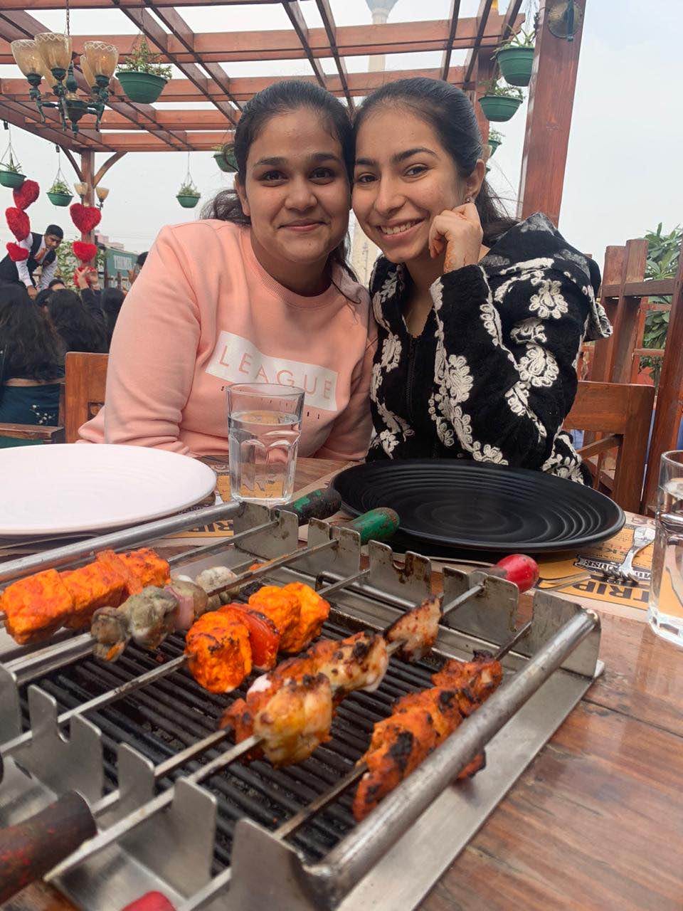 img-gallery-featured