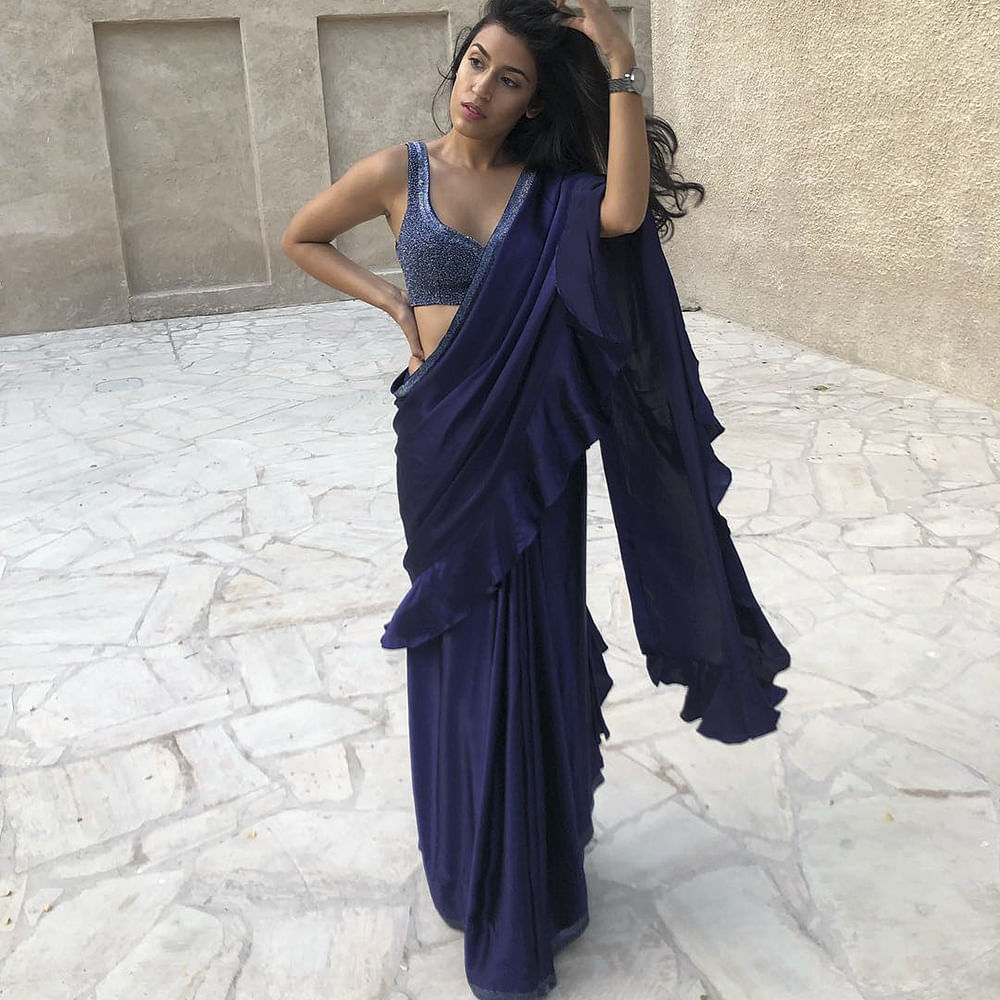 Clothing,Blue,Dress,Shoulder,Purple,Formal wear,Fashion,Photo shoot,Sari,Neck