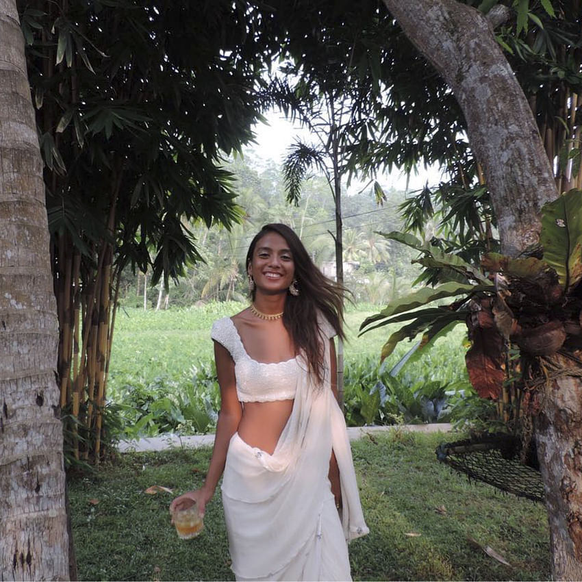 White,Beauty,Tree,Long hair,Botany,Fashion,Dress,Shoulder,Vacation,Summer