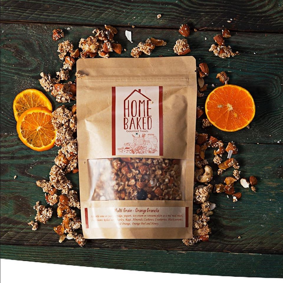 Granola,Food,Vegetarian food,Snack,Superfood,Citrus,Liqueur,Cuisine,Orange