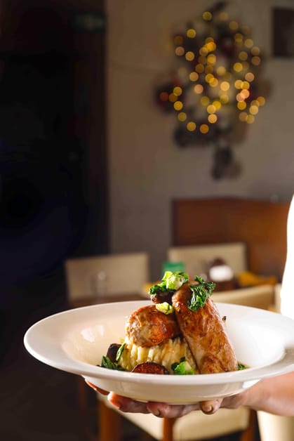 Enjoy A Festive Special Menu At Woodside Inn! | LBB