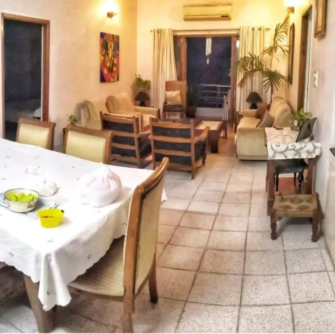 Room,Property,Furniture,Interior design,Floor,Building,Table,Real estate,Dining room,House