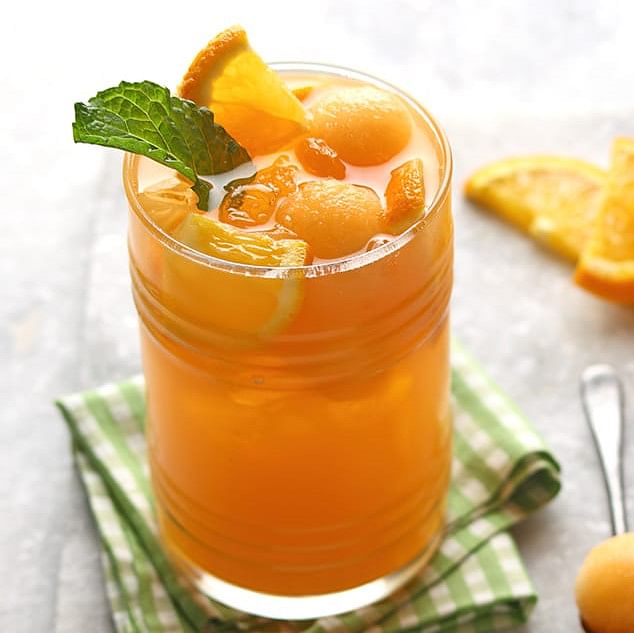 Food,Orange drink,Drink,Juice,Ingredient,Fuzzy navel,Orange juice,Rum swizzle,Orange soft drink,Non-alcoholic beverage