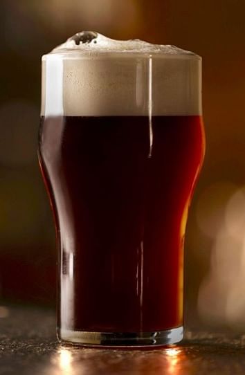 Beer,Drink,Beer glass,Pint glass,Alcoholic beverage,Ale,Pint,Distilled beverage,Lager,Stout