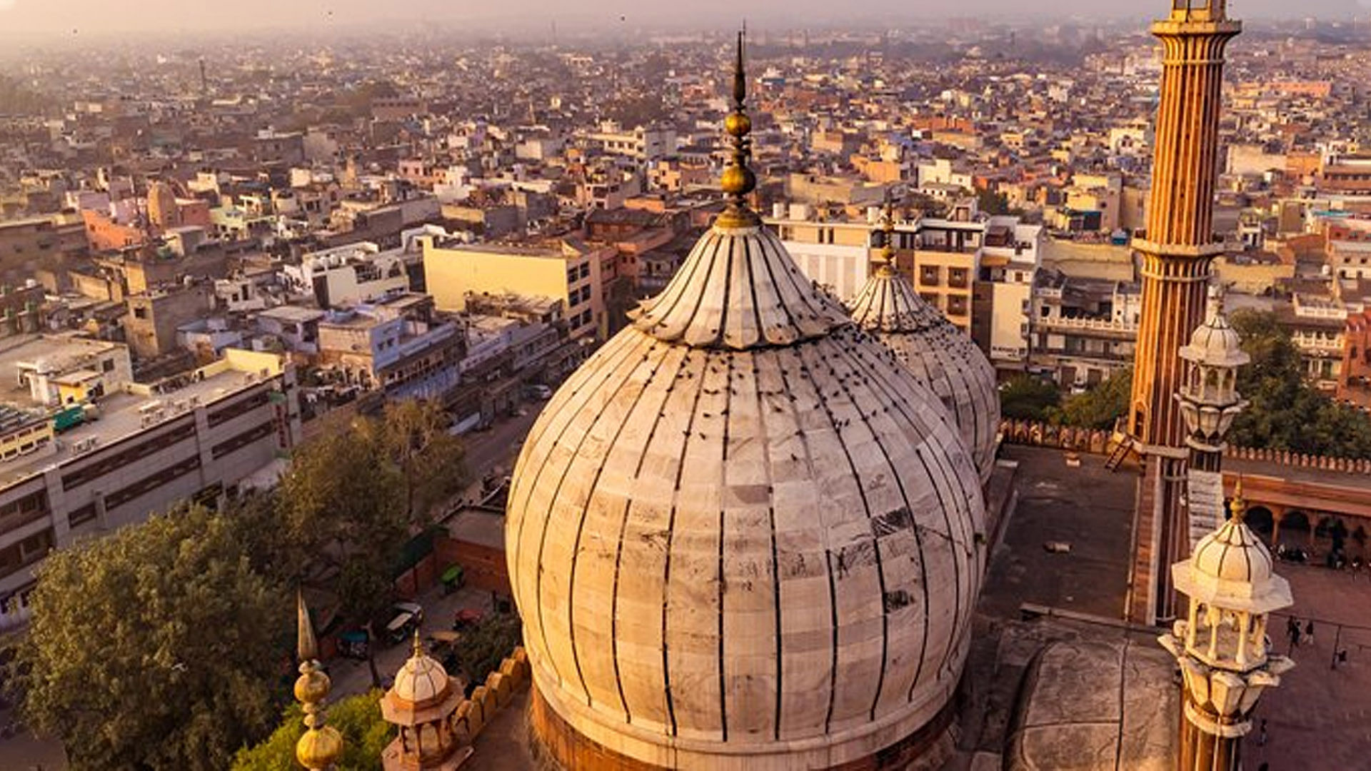 Dome,Landmark,Dome,Metropolitan area,Basilica,Architecture,Byzantine architecture,City,Building,Cityscape