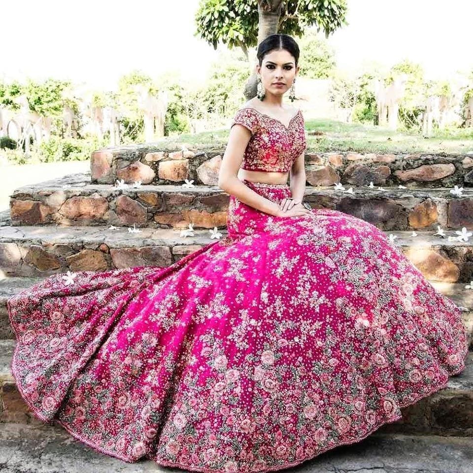 Dress,Gown,Clothing,Pink,Purple,Formal wear,Quinceañera,Shoulder,Magenta,A-line
